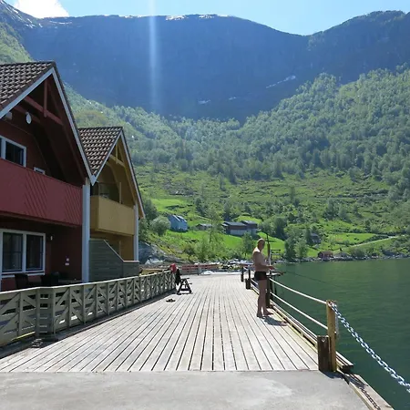 Fjordhytte-23 Direkt Am Sognefjord, Mit Mietbaren Motorbooten 9,9-60 Ps بيت للعطل *