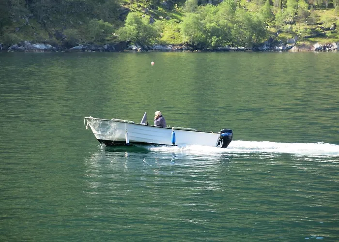 Дом отдыха Fjordhytte-23 Direkt Am Sognefjord, Mit Mietbaren Motorbooten 9,9-60 Ps *