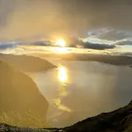 Fjordhytte-23 Direkt Am Sognefjord, Mit Mietbaren Motorbooten 9,9-60 Ps Feriehus Bjordal (Hoyanger)